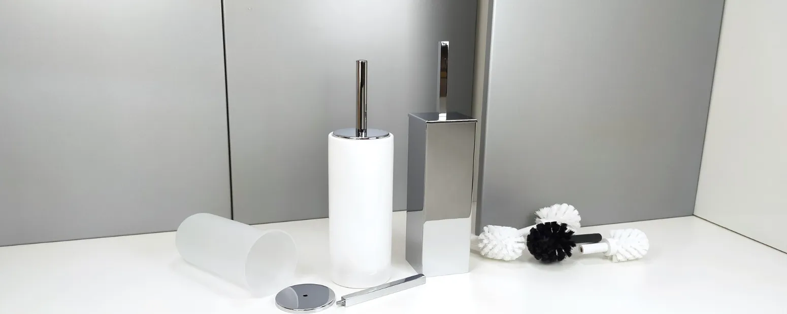 brosses de salle de bain